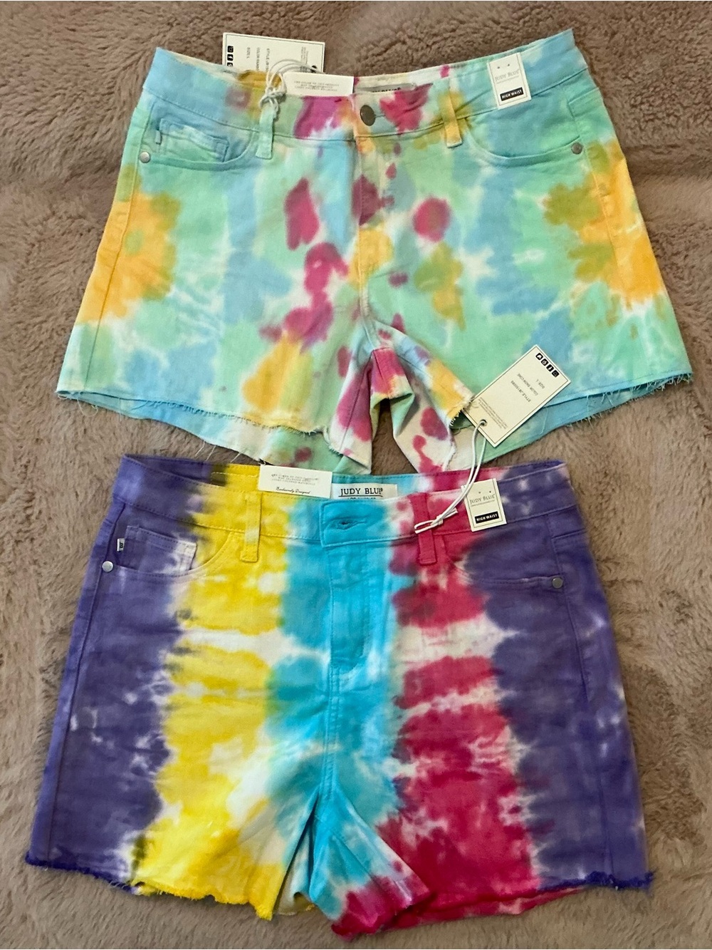 Judy Blue Women's Tie-Dye Jean Shorts - Size Large (10/12)